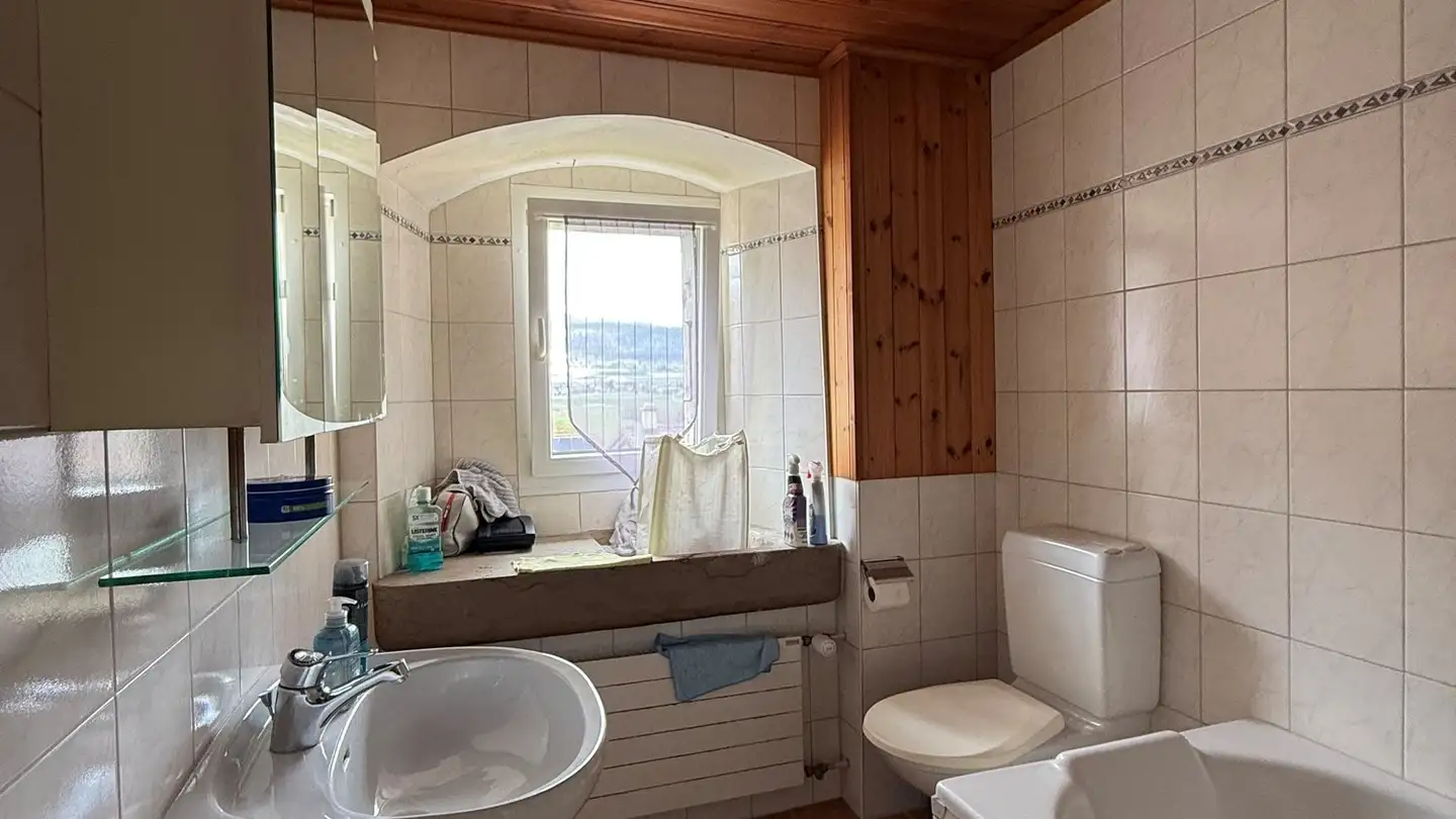 Wohnung mieten - Rue Léo-Châtelain, 2063 Fenin - Foto 4