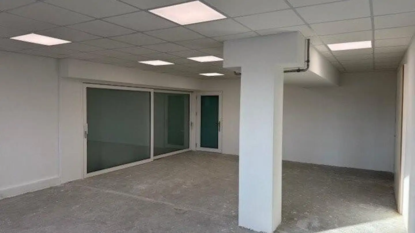 Commerciale in affitto - Rue D'aarberg / Aarbergstrasse 3, 2560 Nidau - Foto 3