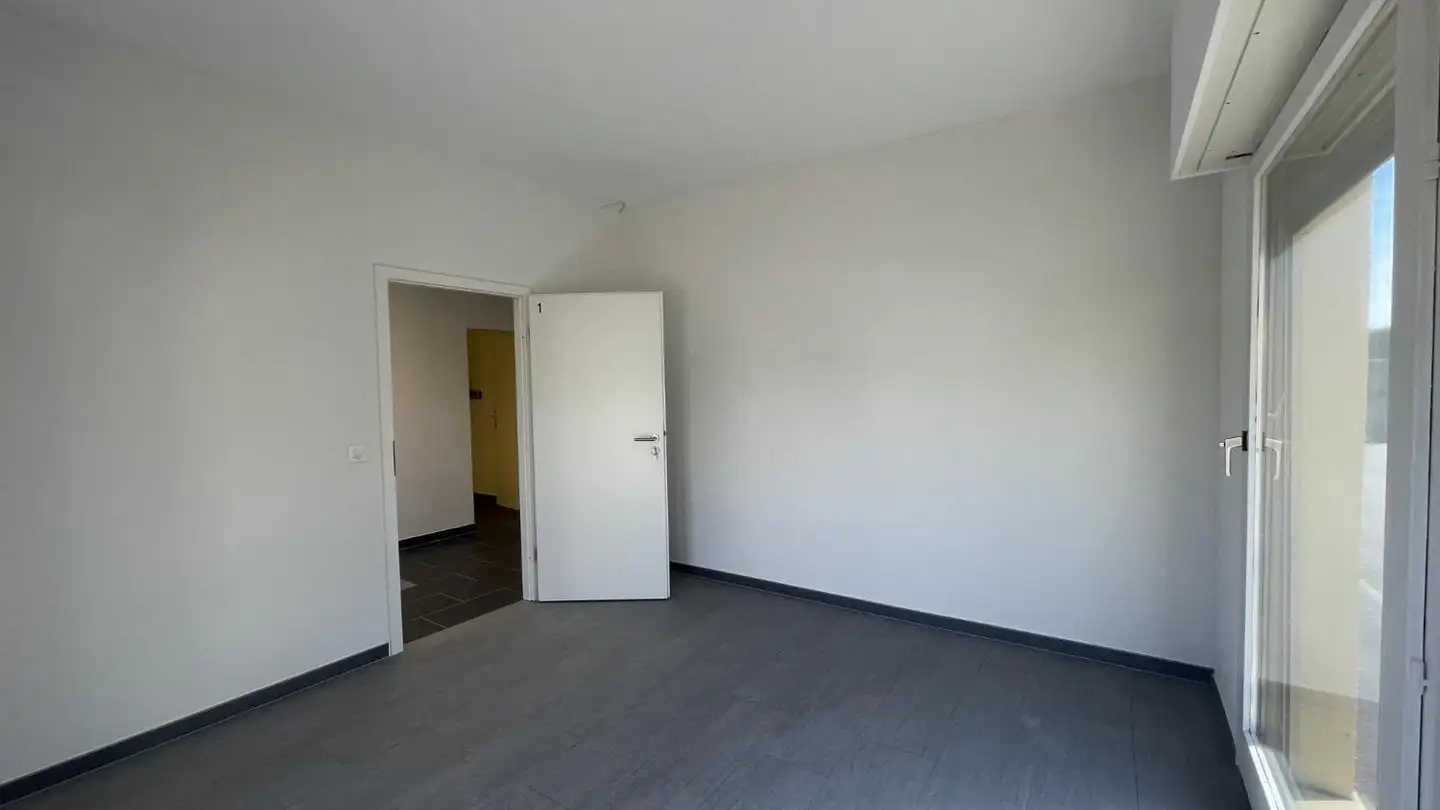 Office space for rent - Chemin Des Pralies 6, 1279 Bogis-Bossey - Photo 2