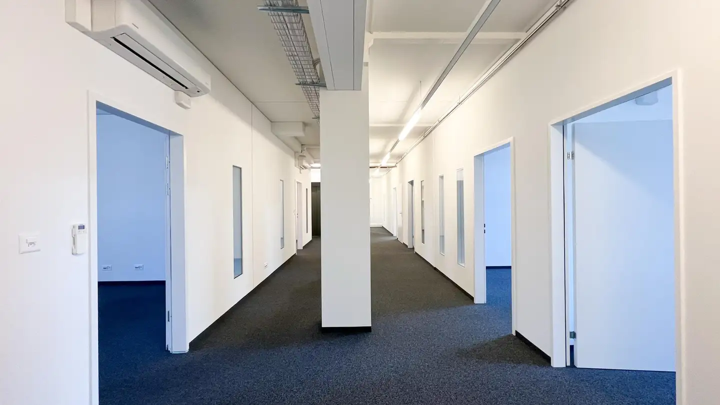 Immeuble mixte à louer - Rue De Granges / Grenchenstrasse 5b, 2504 Biel/Bienne