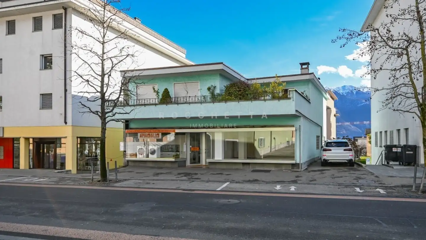 Mischgenutztes Gebäude kaufen - Via San Gottardo 78, 6648 Minusio