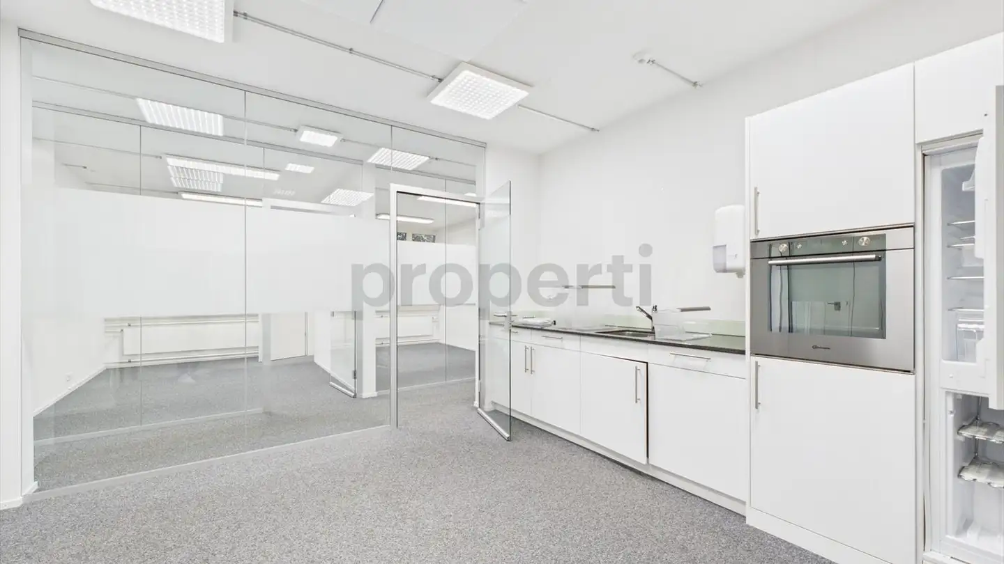 Bureau à louer - 4912 Aarwangen