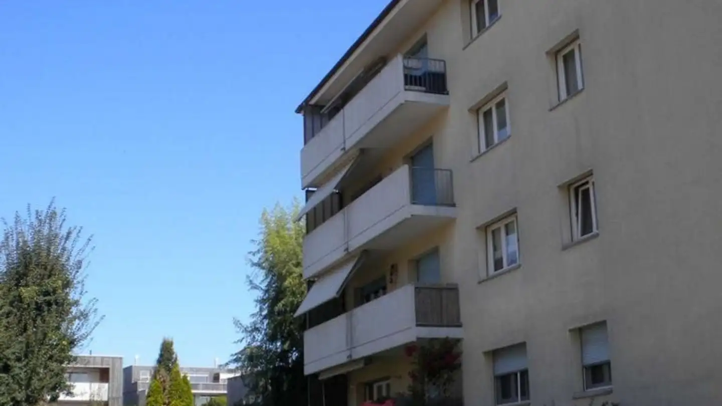 Outdoor parking space for rent - Route De Genève 82c, 1028 Préverenges