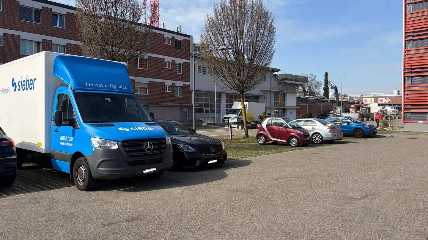 Outdoor parking space for rent - Zürichstrasse 70, 8306 Brüttisellen - Photo 3