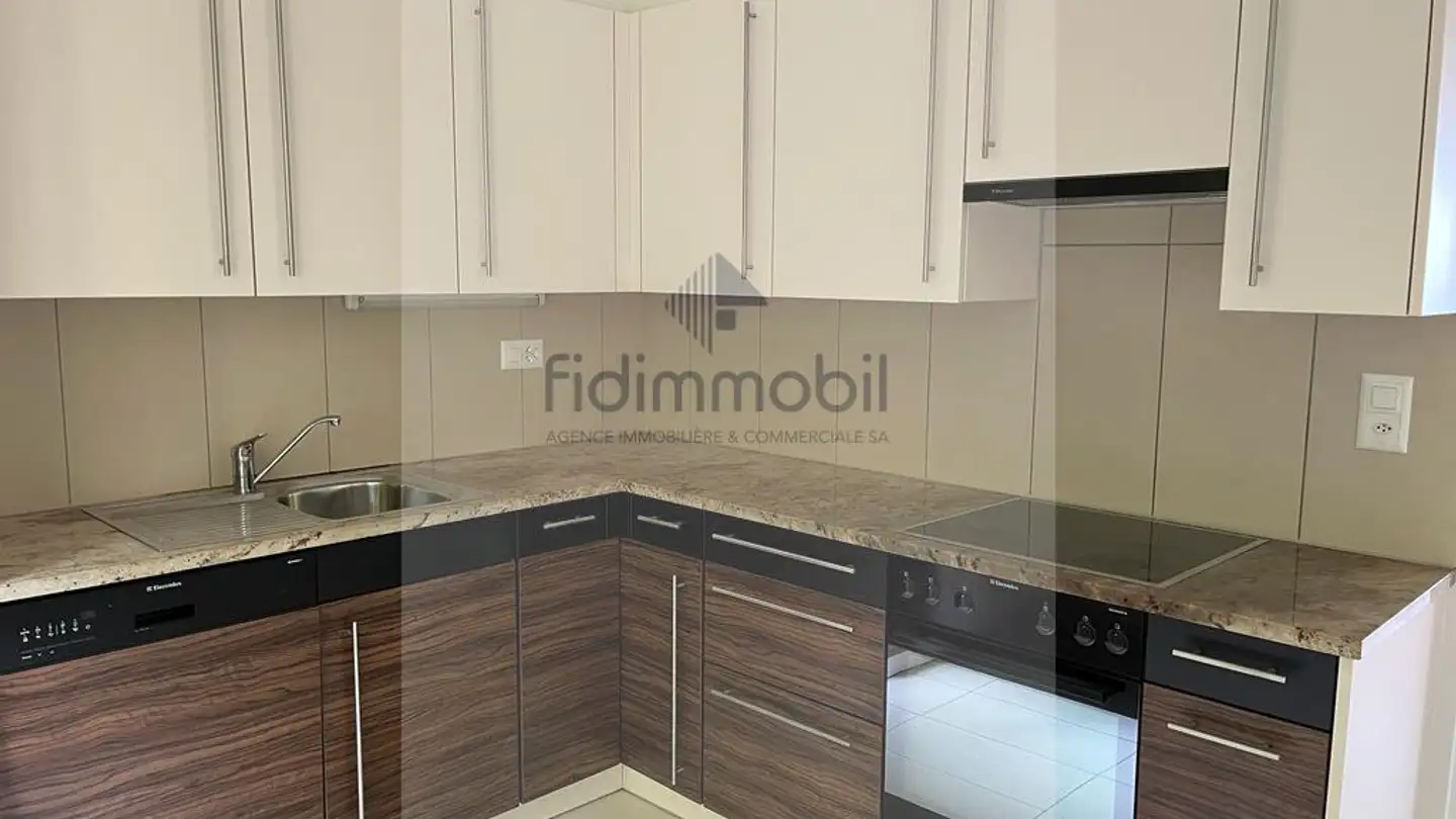 Appartement à louer - Rue Charles-Knapp 5, 2000 Neuchâtel - Photo 4