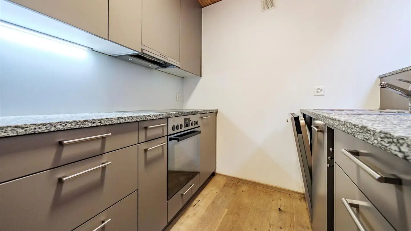 Casa singola in vendita - 3953 Leuk Stadt - Photo 3