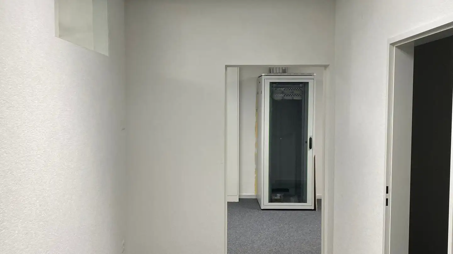 Office space for rent - Langenhagstrasse, 4127 Birsfelden - Photo 2
