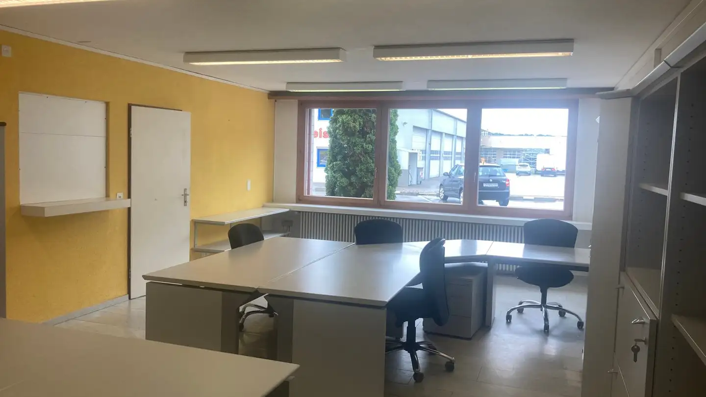 Spazio ufficio in affitto - Botzen 14, 8416 Flaach - Photo 2