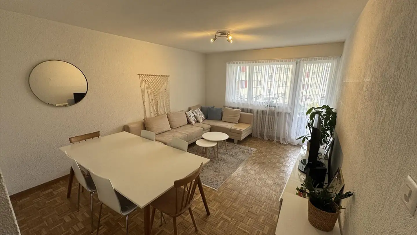 Appartement à louer - Barnaus 11, 7013 Domat/Ems - Photo 2