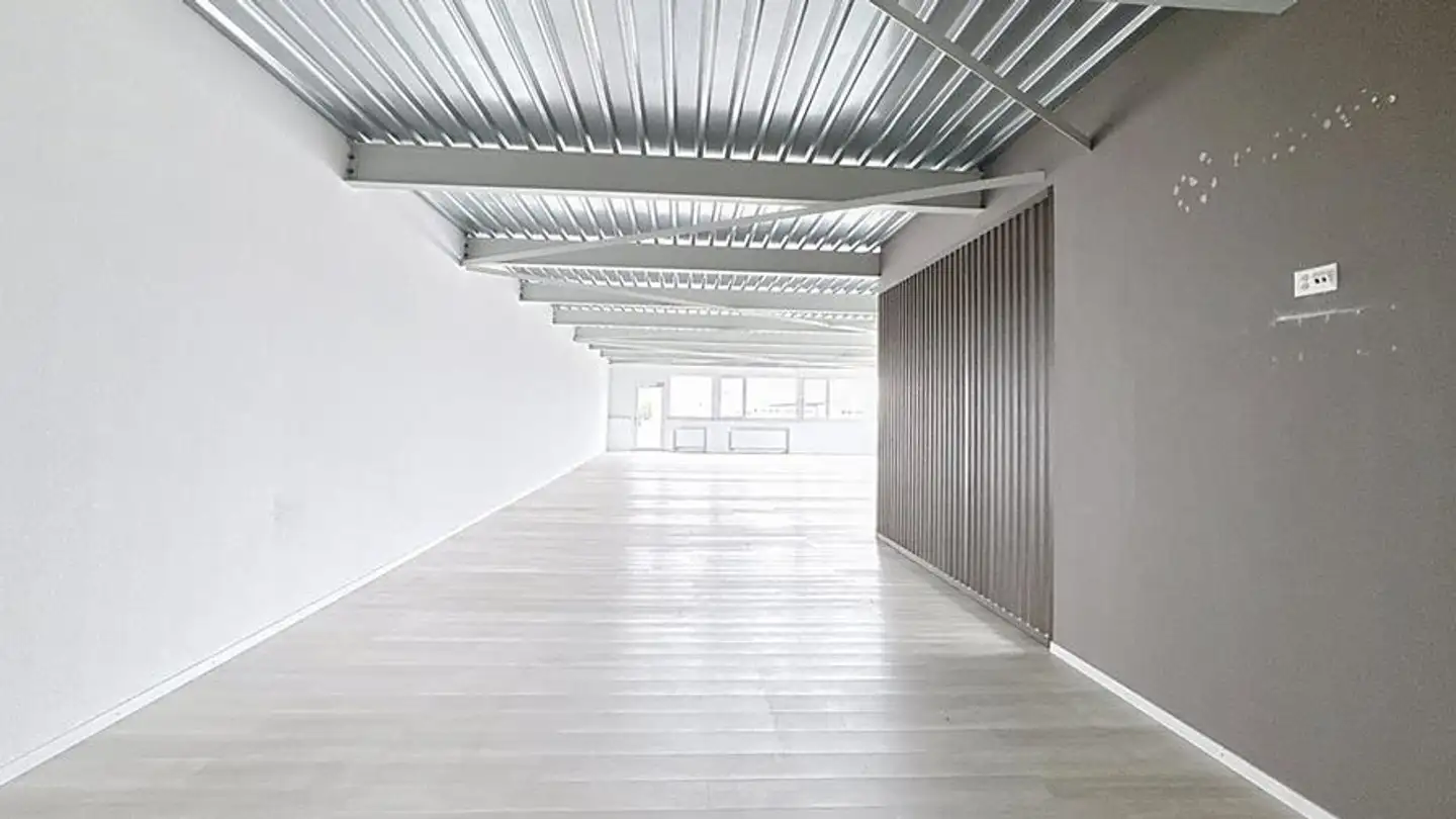 Edificio ad uso misto in affitto - Zone Industrielle D'in-Riaux 30, 1728 Rossens FR - Photo 3