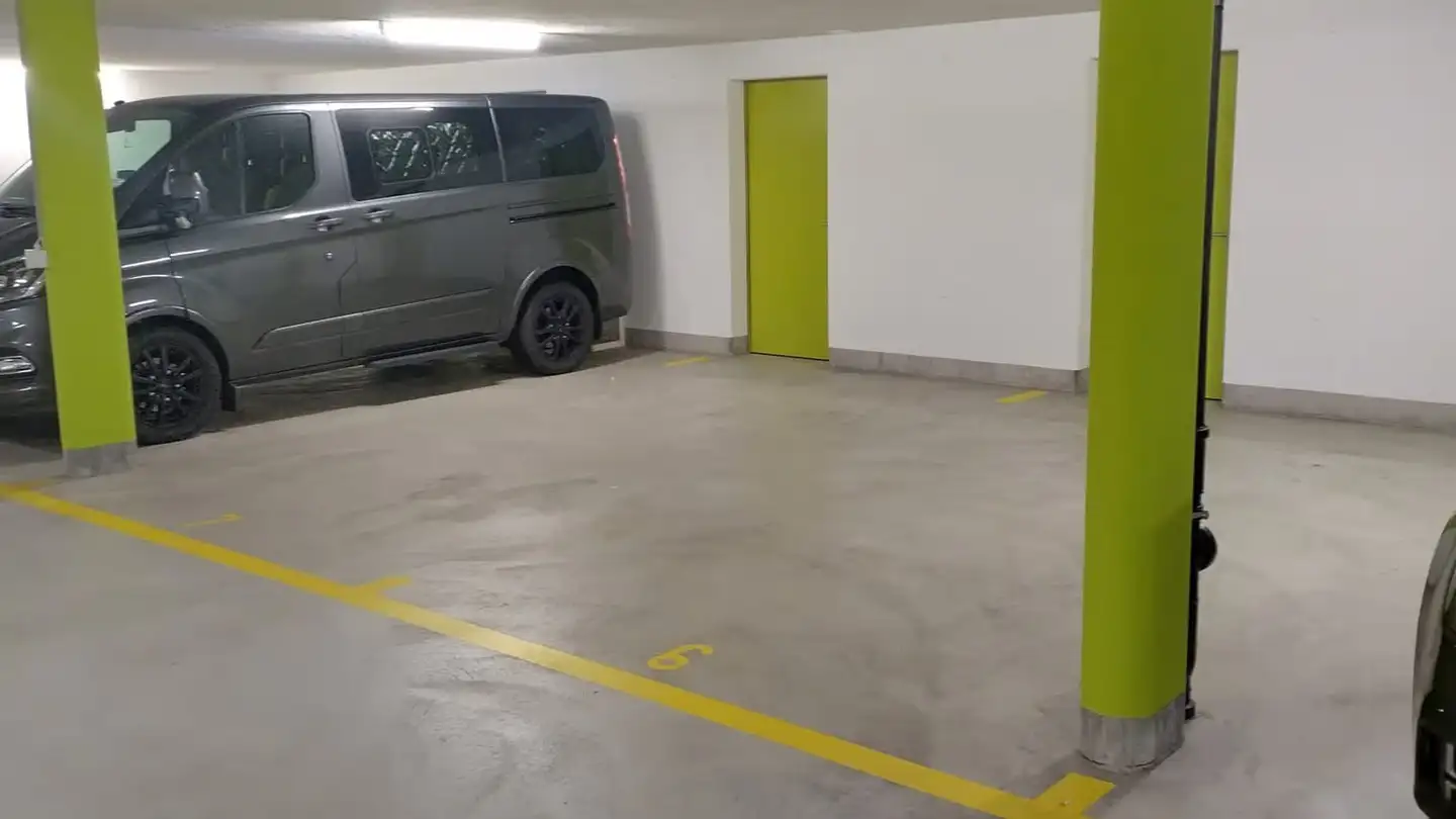 Tiefgaragenstellplatz mieten - Schwerzistrasse 20a, 8863 Buttikon SZ - Foto 2