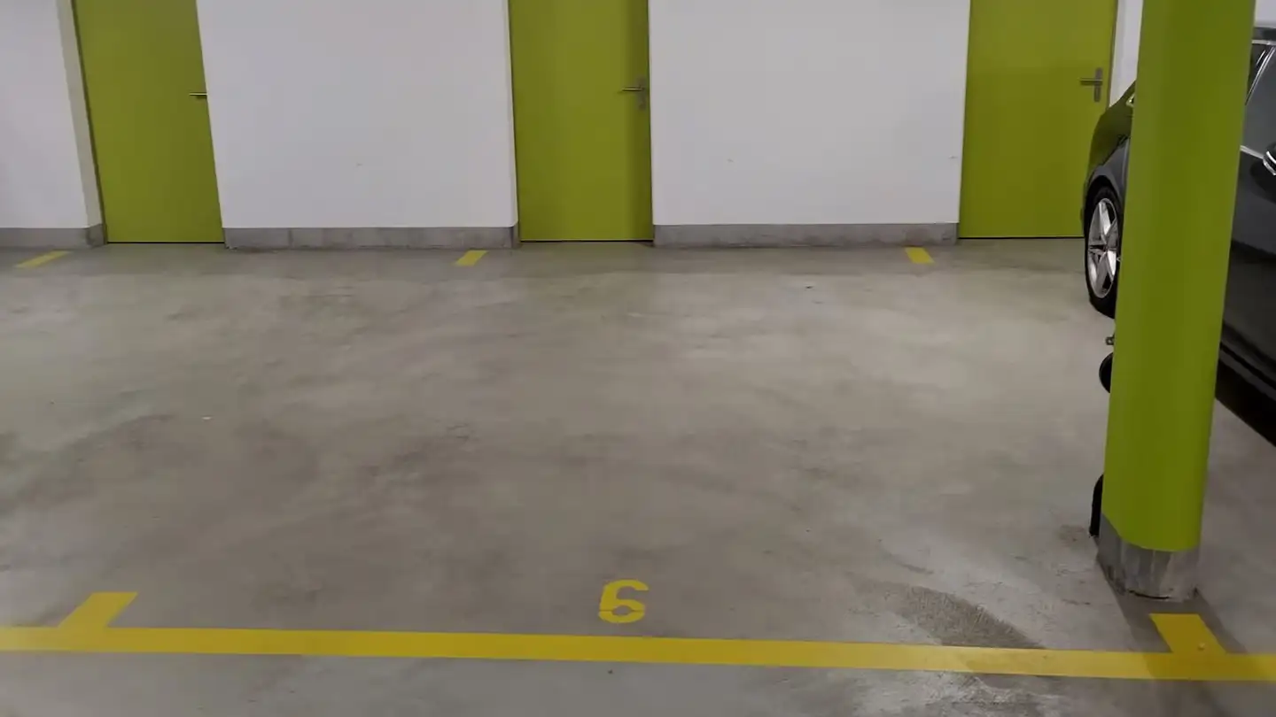 Tiefgaragenstellplatz mieten - Schwerzistrasse 20a, 8863 Buttikon SZ - Foto 3