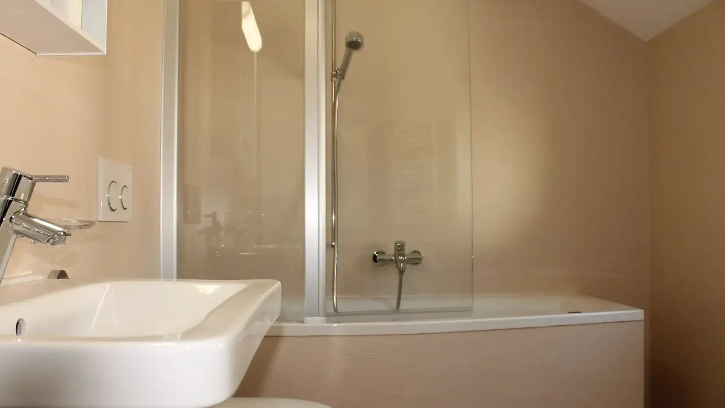Apartment for rent - Route Hermann-Lienhard / Hermann Lienhard-Strasse, 2502 Biel/Bienne - Photo 2