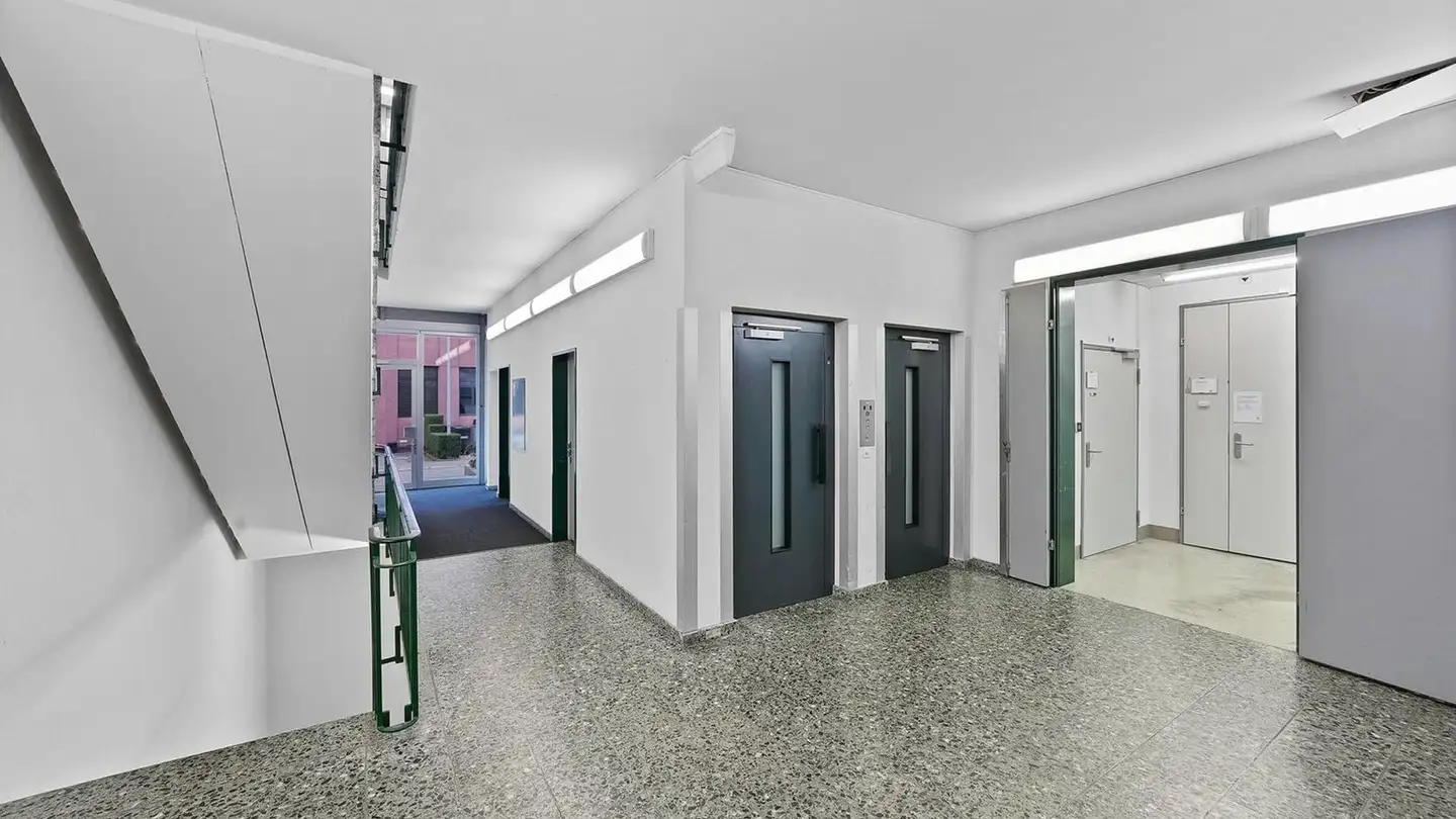 Commercial à louer - Europa-Strasse 23, 8152 Glattbrugg - Photo 2