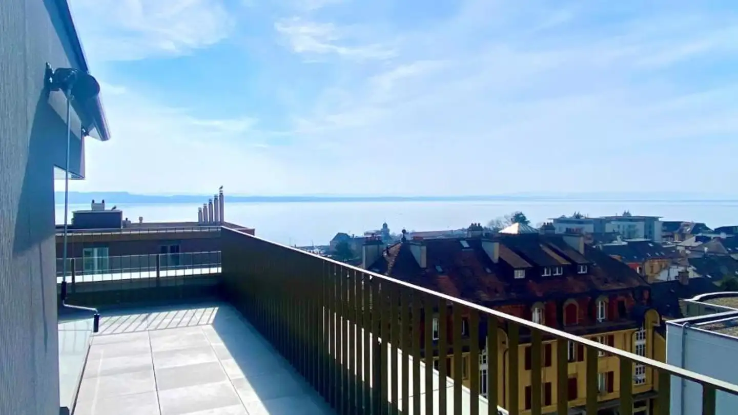 Attique à louer - Chemin Des Grands-Pins 2, 2000 Neuchâtel - Photo 2