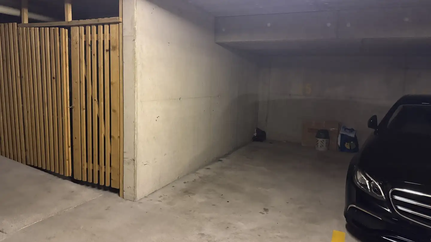 Parkplatz im Freien mieten - Im Geren 1, 8352 Elsau