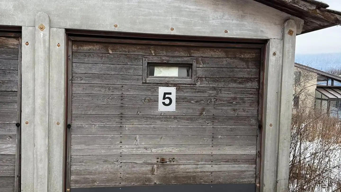 Garage singolo in affitto - Rue Du Grand-Chézard 8, 2054 Chézard-St-Martin