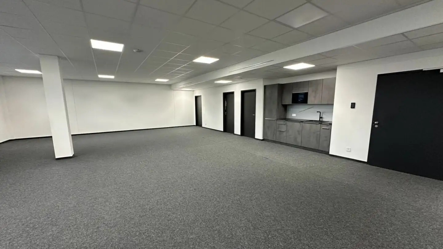 Spazio ufficio in affitto - Industriestrasse, 4658 Däniken SO - Photo 3