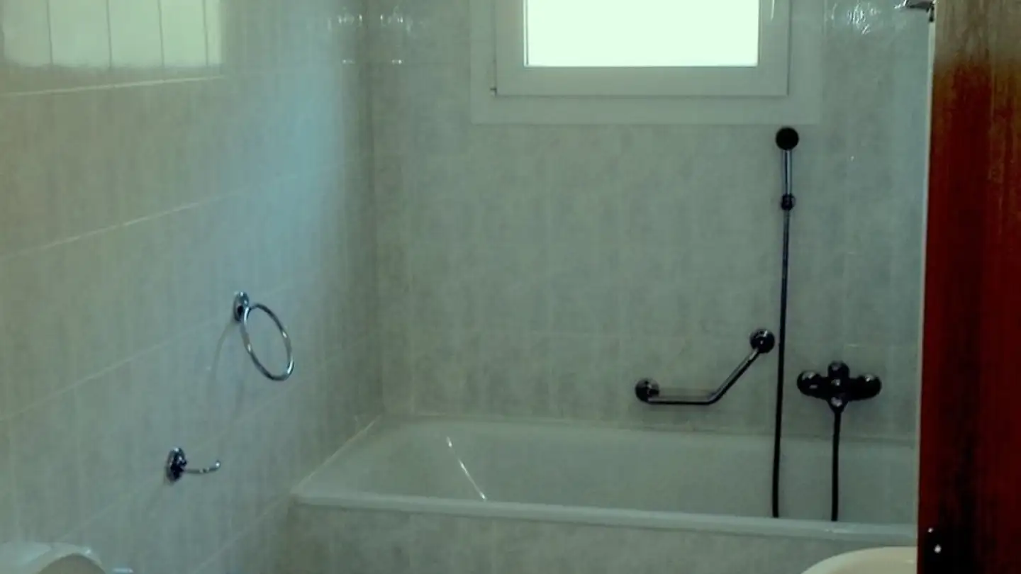 Apartment for rent - Via E. Berta 22, 6512 Giubiasco - Photo 3