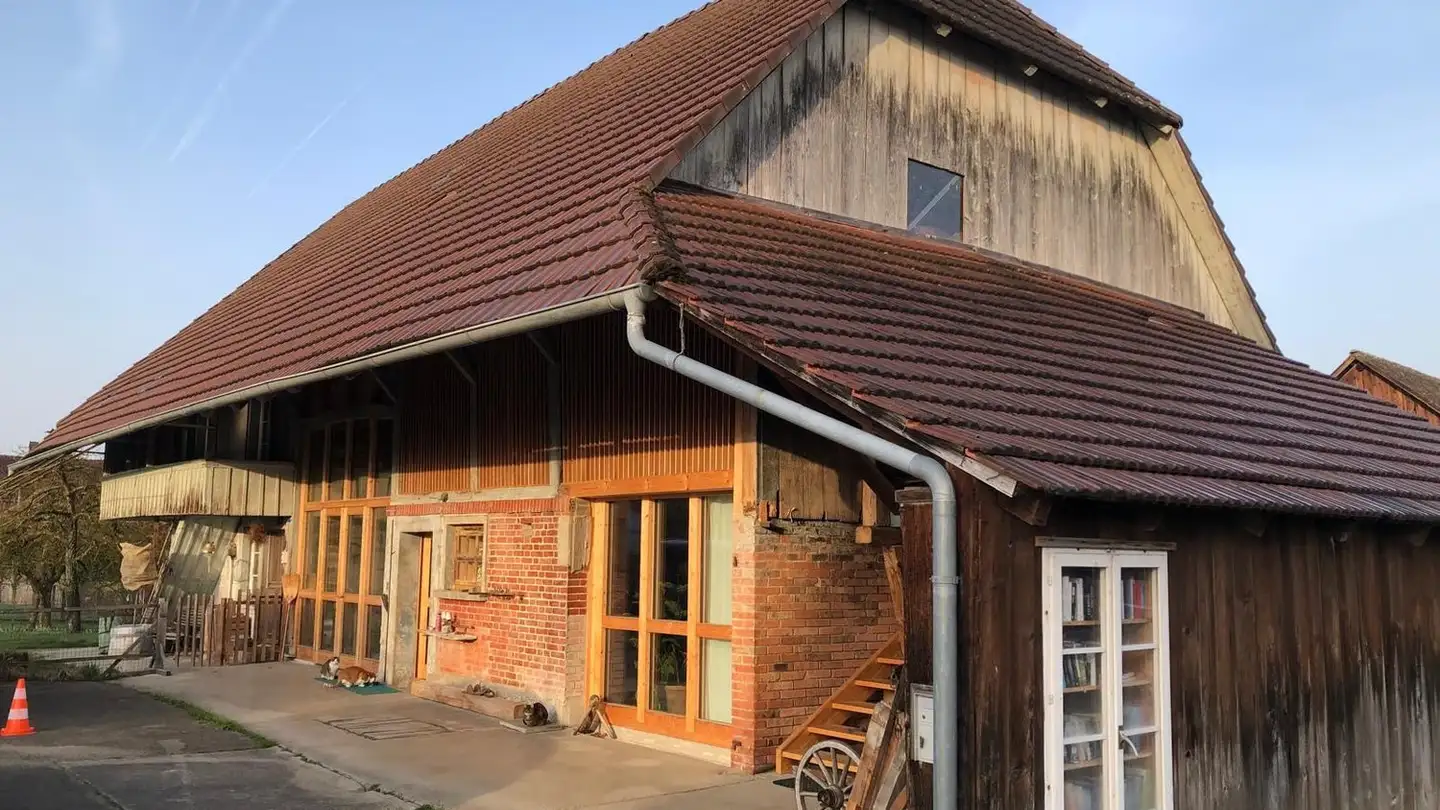 Farm for sale - Mitteldorfstrasse 5, 3274 Bühl b. Aarberg