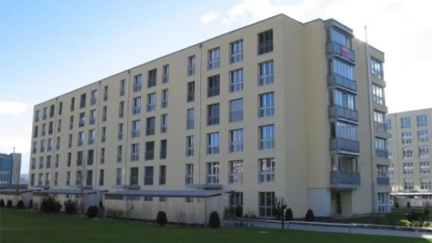 Place de parking souterraine à louer - Von May-Strasse 15a, 3604 Thun