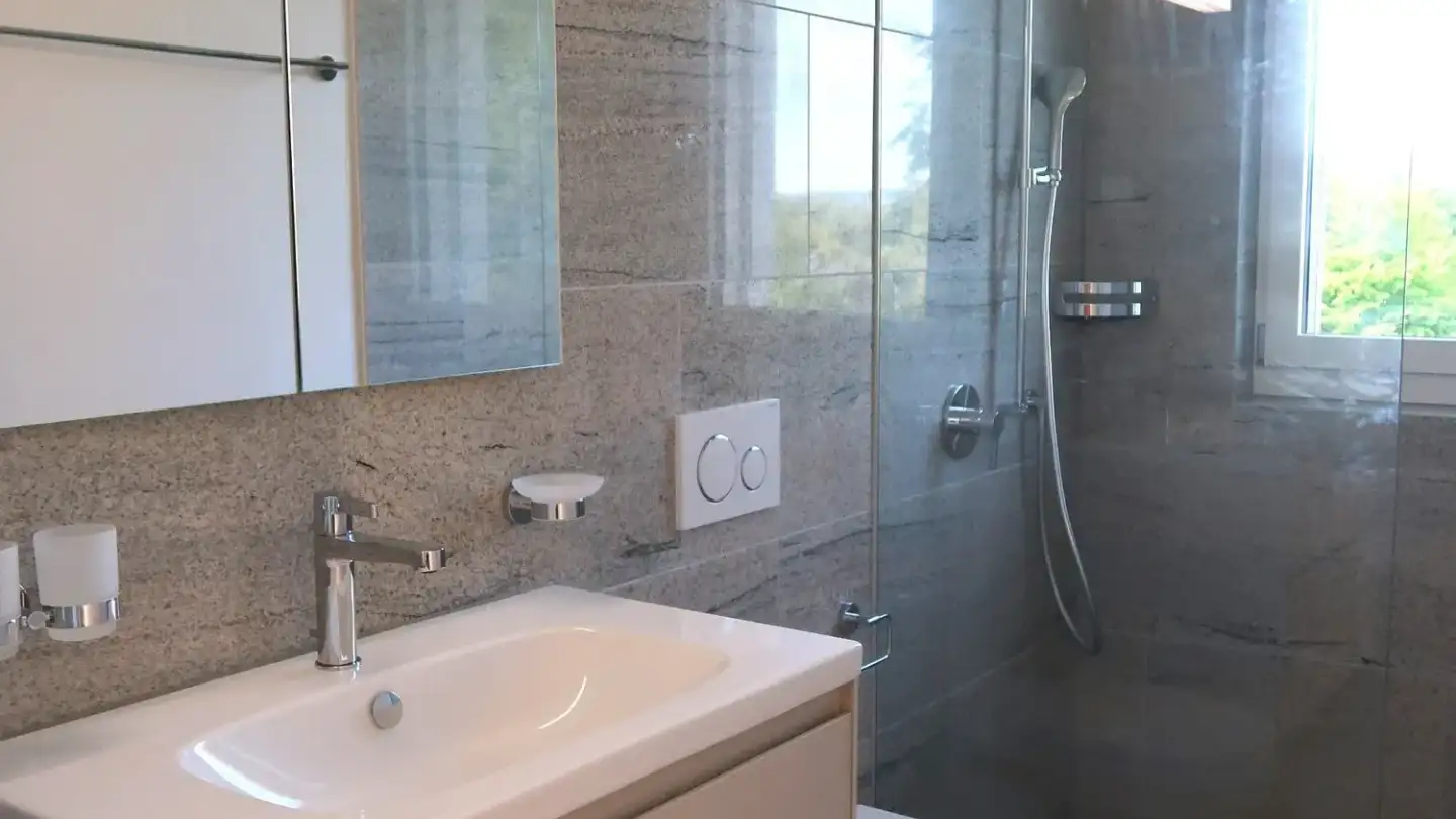 Wohnung mieten - Neugutstrasse 5, 8134 Adliswil - Foto 4