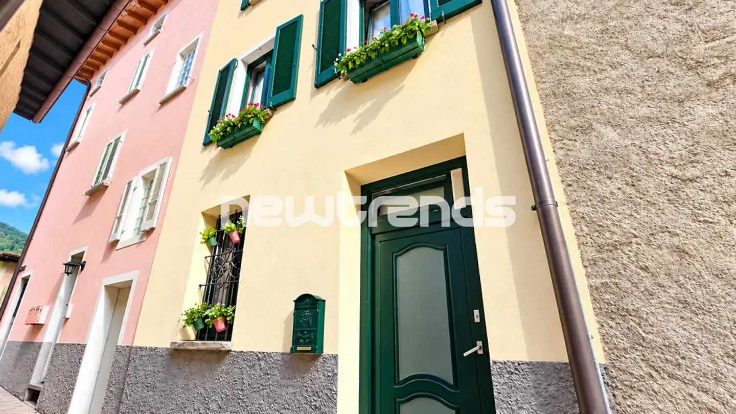 Semi-detached house for sale - 6916 Grancia