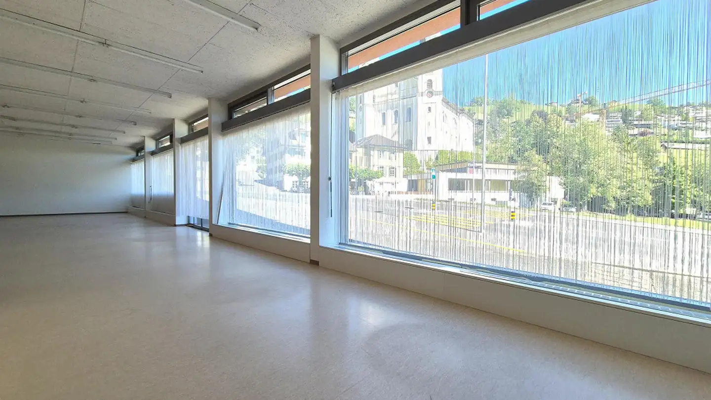 Office space for rent - Rütistrasse 27, 6060 Sarnen - Photo 2