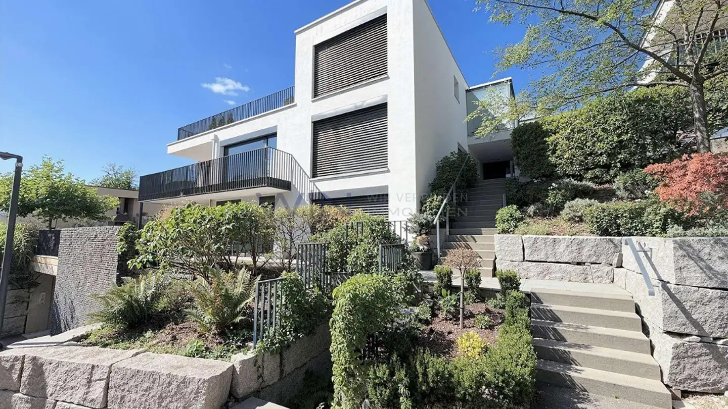 Appartamento a gradini in affitto - 8127 Forch