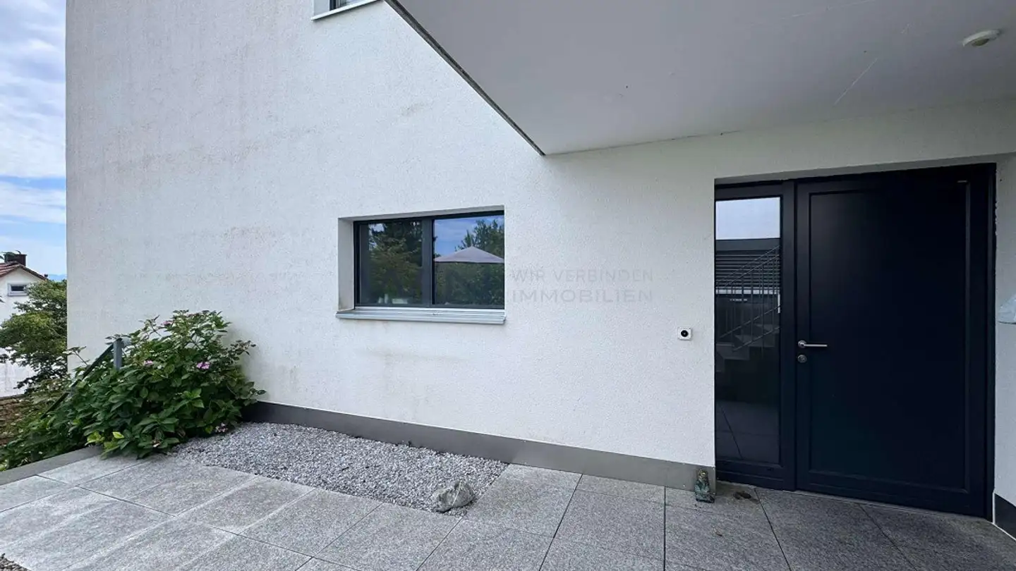 Appartement en terrasse à louer - 8127 Forch
