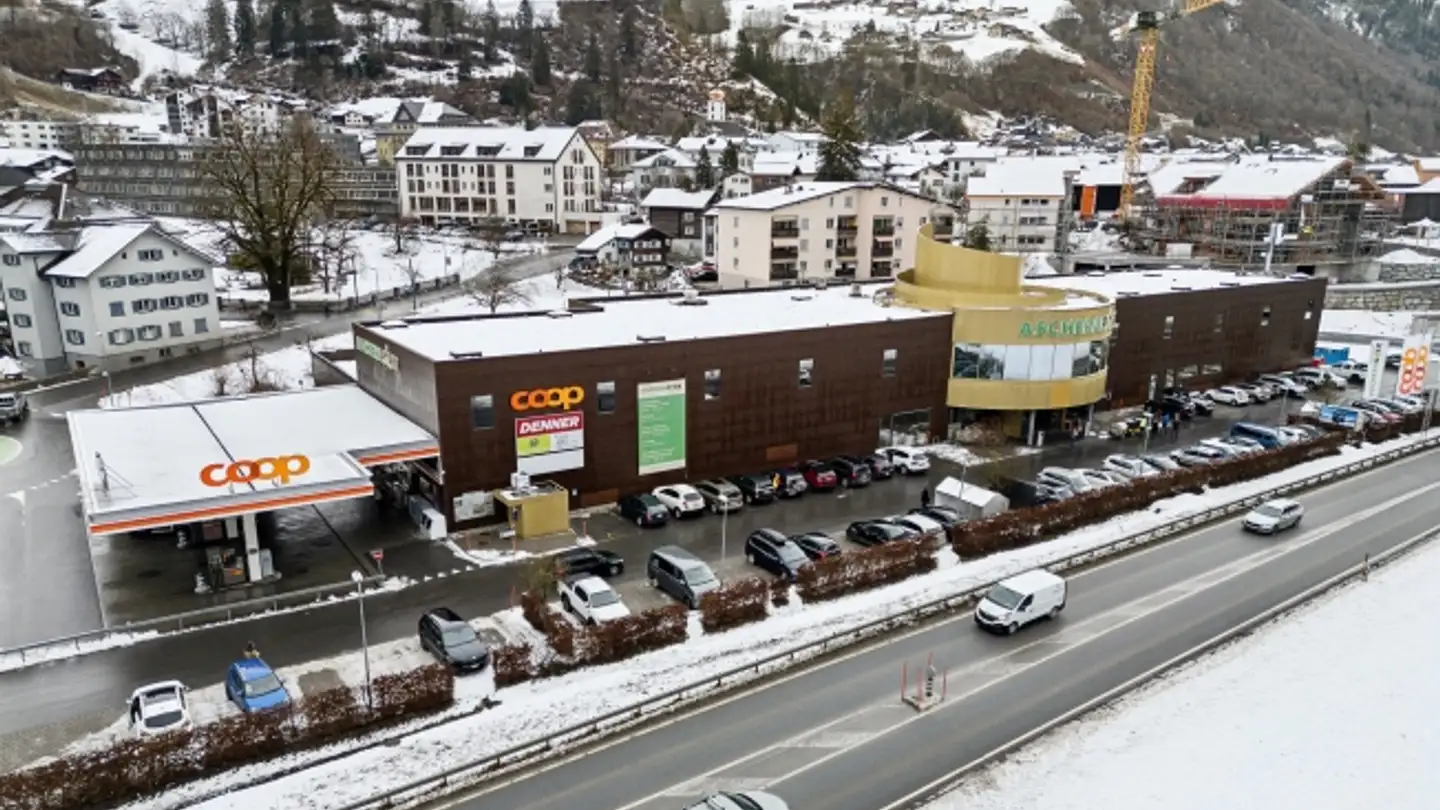 Commerciale in affitto - Dorfstrasse 2, 7220 Schiers - Foto 2