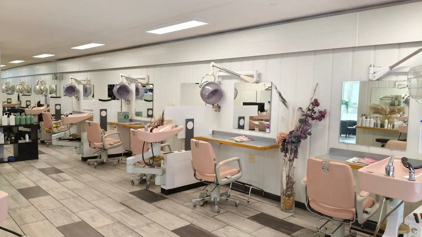 Parrucchiere in affitto - Staatsstrasse 53, 9437 Marbach SG - Photo 3