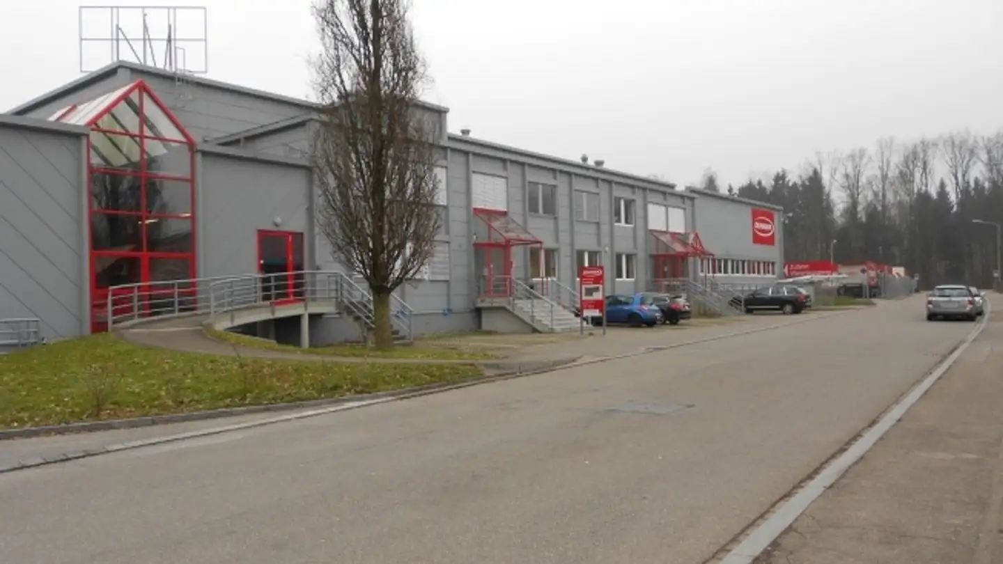 Spazio di archiviazione in affitto - Aegertstrasse 5, 8305 Dietlikon