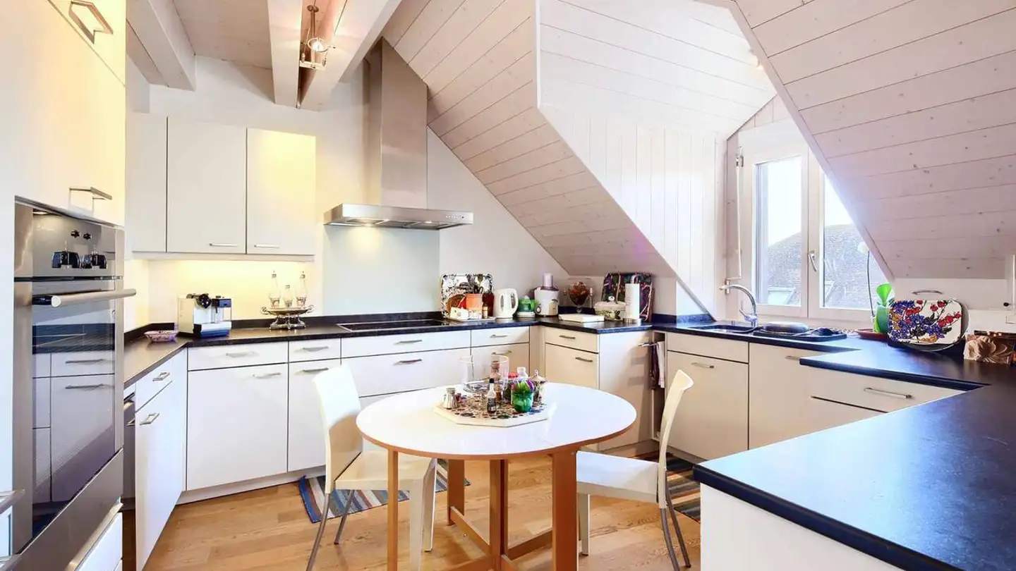 Attic flat for rent - 1260 Nyon - Photo 3