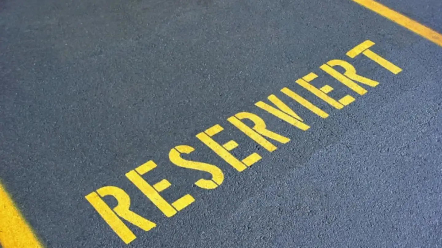 Underground parking space for rent - Freiestrasse 38, 8610 Uster