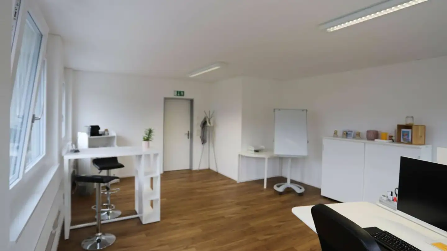 Bürofläche mieten - Fischhausenstrasse 6, 8722 Kaltbrunn - Foto 2