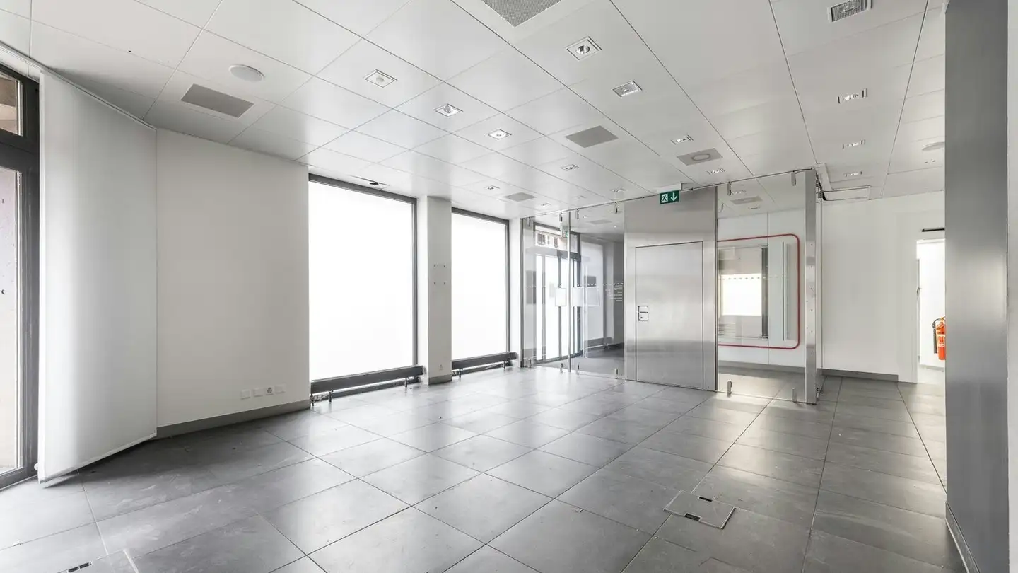Commerciale in affitto - Hauptstrasse 35, 4242 Laufen