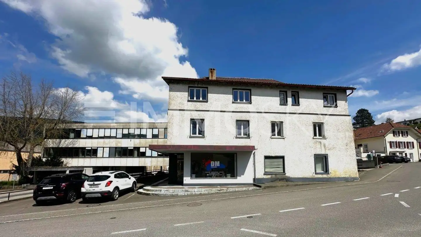 Commercial à vendre - 2732 Reconvilier