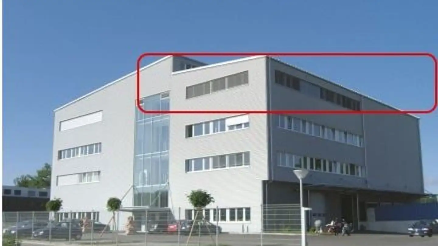 Commercial à louer - Roggenstrasse 3, 4665 Oftringen