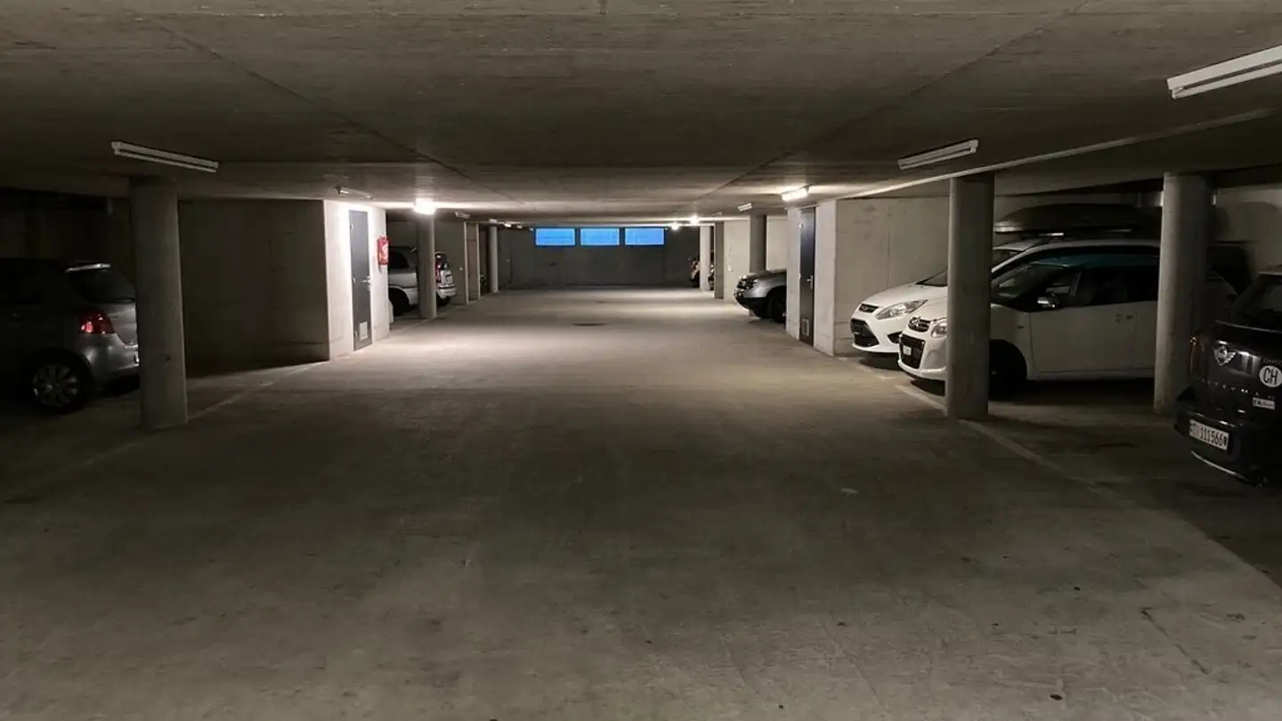 Underground parking space for rent - Via Ressiga 10e, 6512 Giubiasco