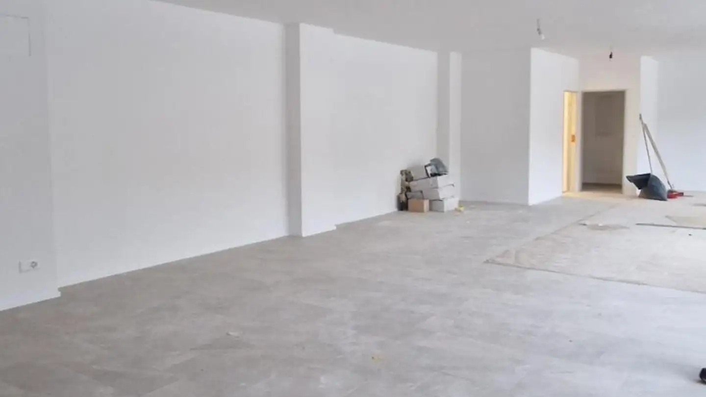 Commercial à louer - Leimbachstrasse 46, 8041 Zürich - Photo 2