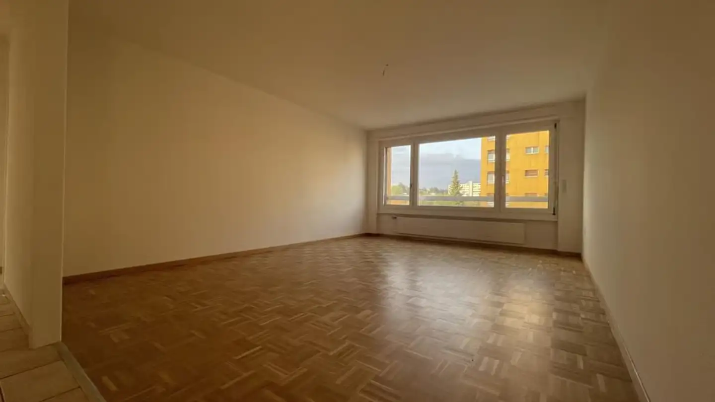Apartment for rent - Rue Des Crêtets 120, 2300 La Chaux-de-Fonds - Photo 3