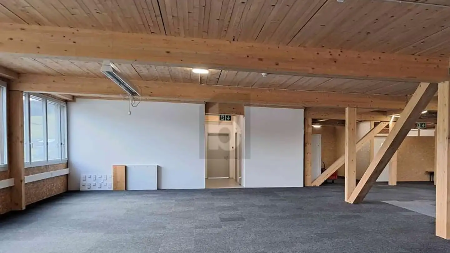 Office space for rent - 6146 Grossdietwil - Photo 2