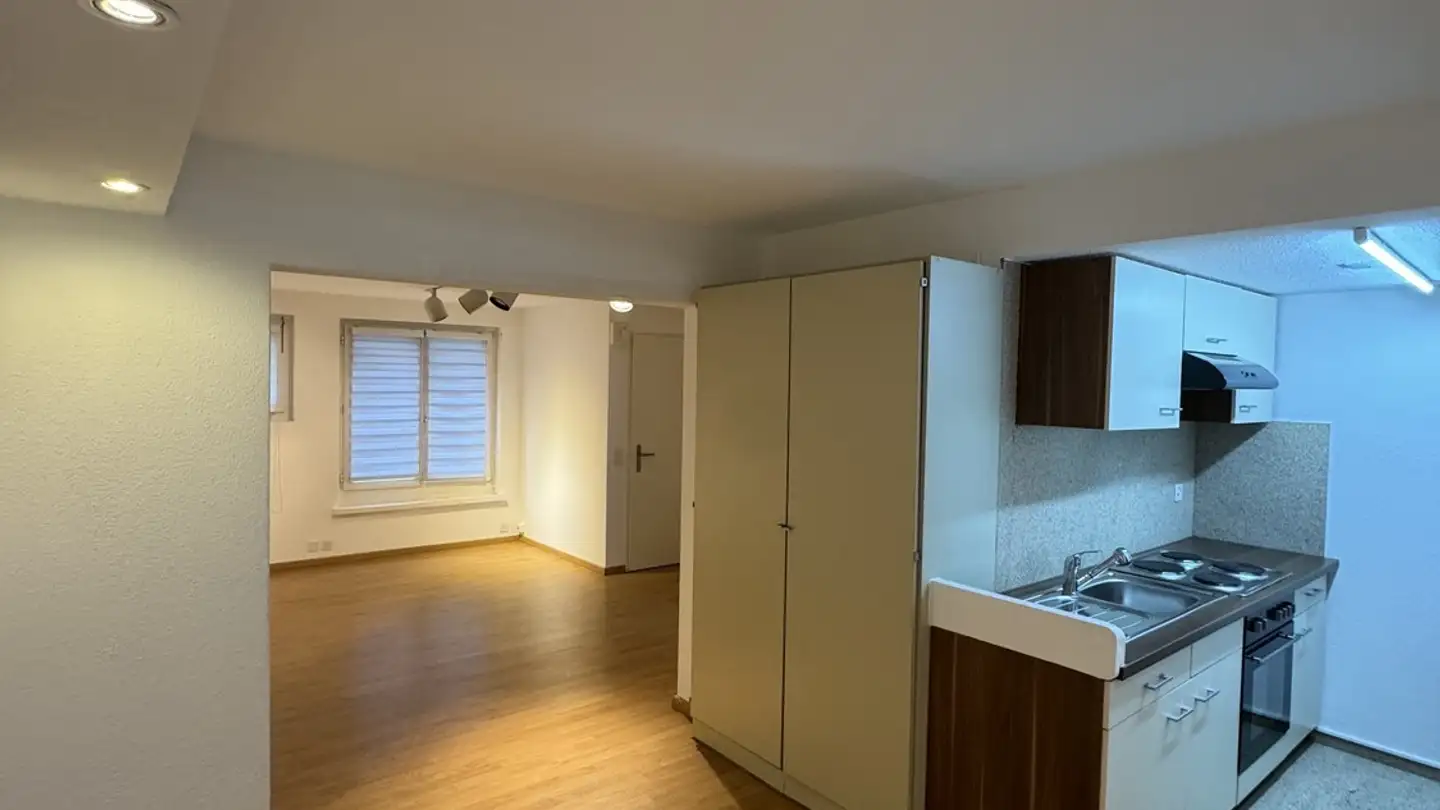 Commercial for rent - Etzelstrasse 1, 8635 Dürnten - Photo 2