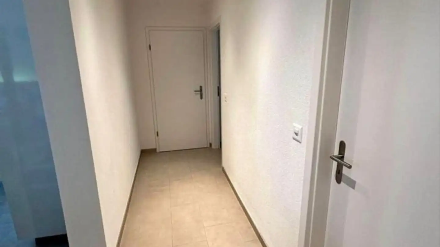 Wohnung mieten - Rue De Neuchâtel, 2034 Peseux - Foto 4