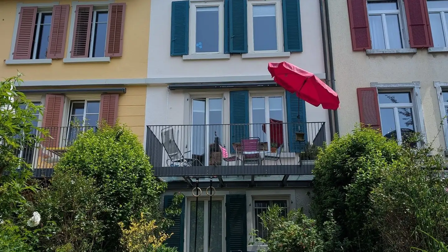 Maison en terrasse à louer - Seminarstrasse 49, 8057 Zürich