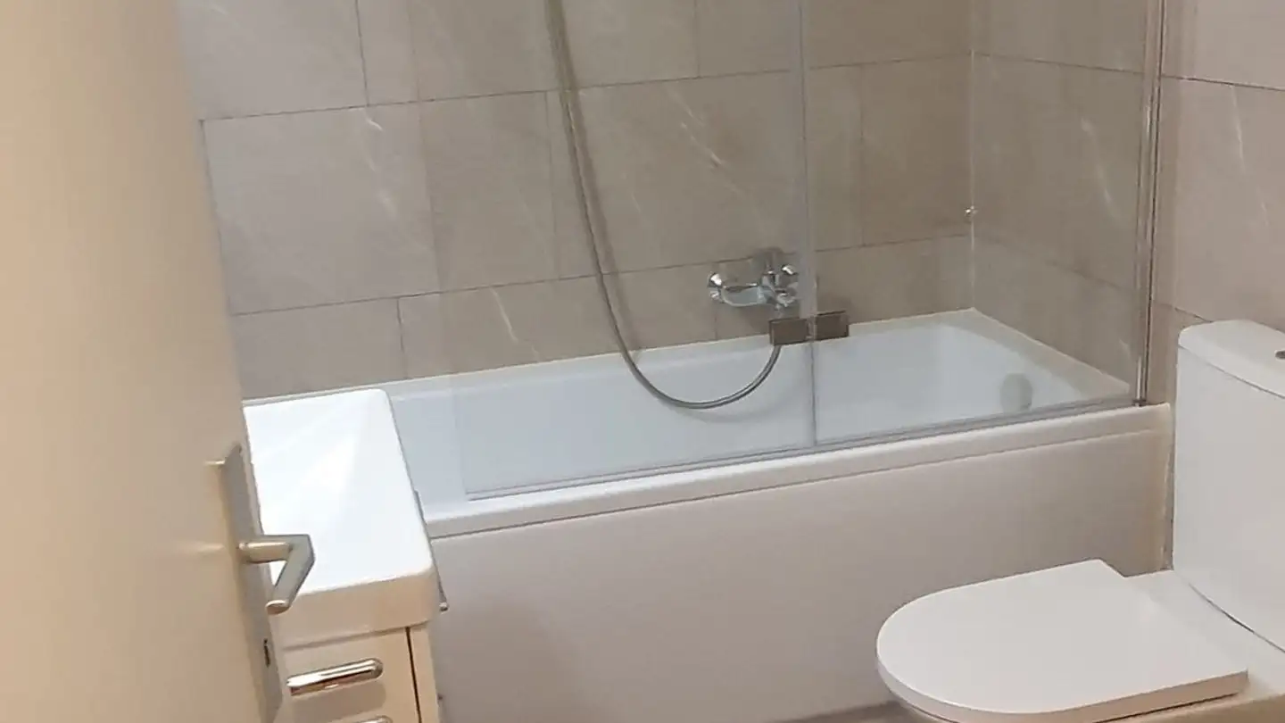 Appartamento in affitto - Avenue de la Plantaud 19, 1870 Monthey - Foto 4