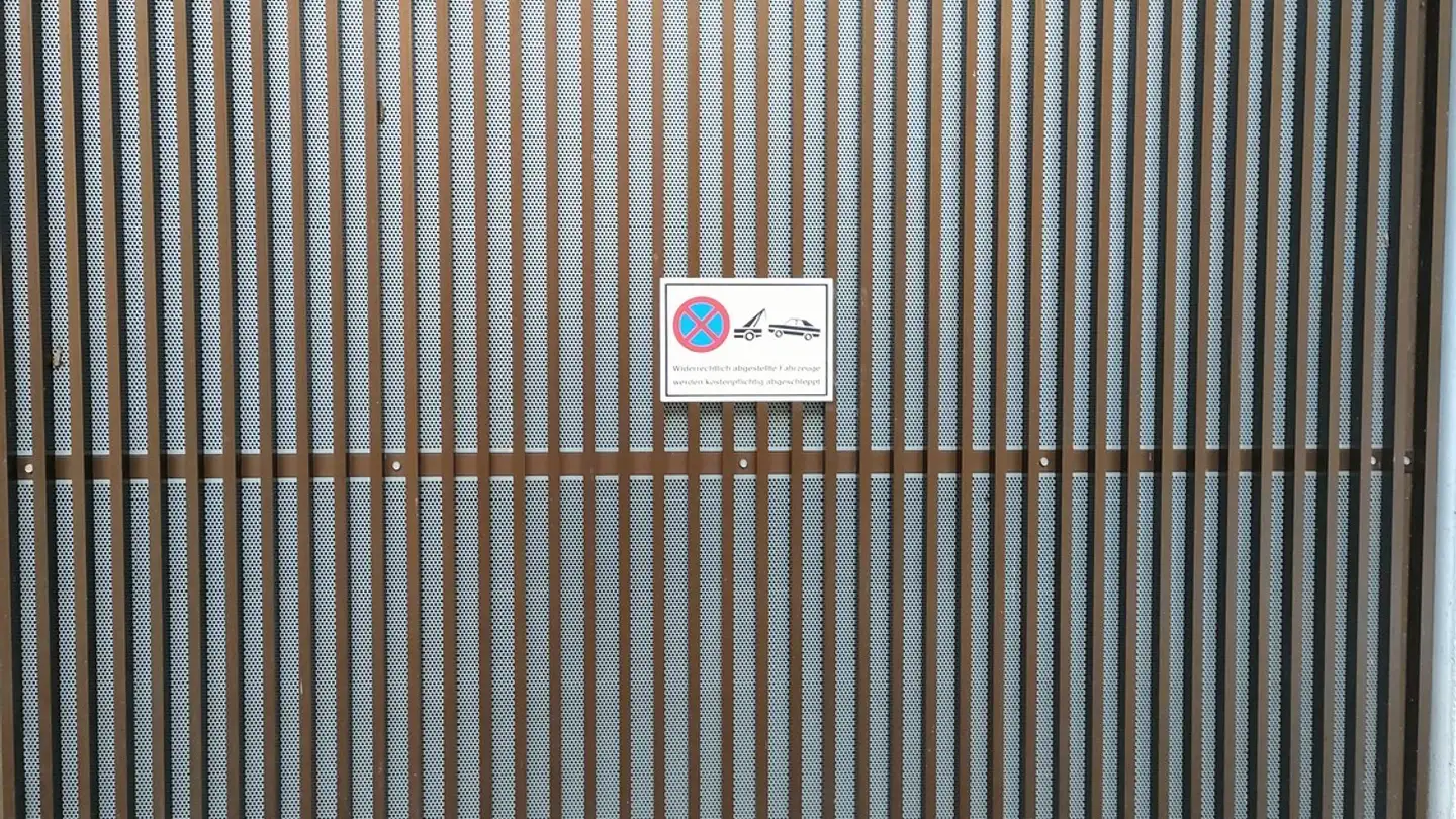 Place de parking extérieure à louer - Balgriststrasse, 8008 Zürich - Photo 2