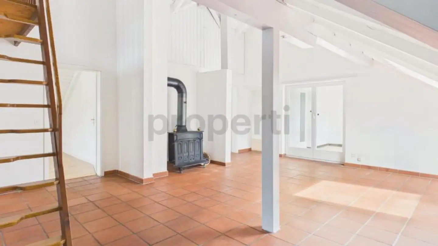 Dachgeschosswohnung mieten - 8222 Beringen - Foto 3