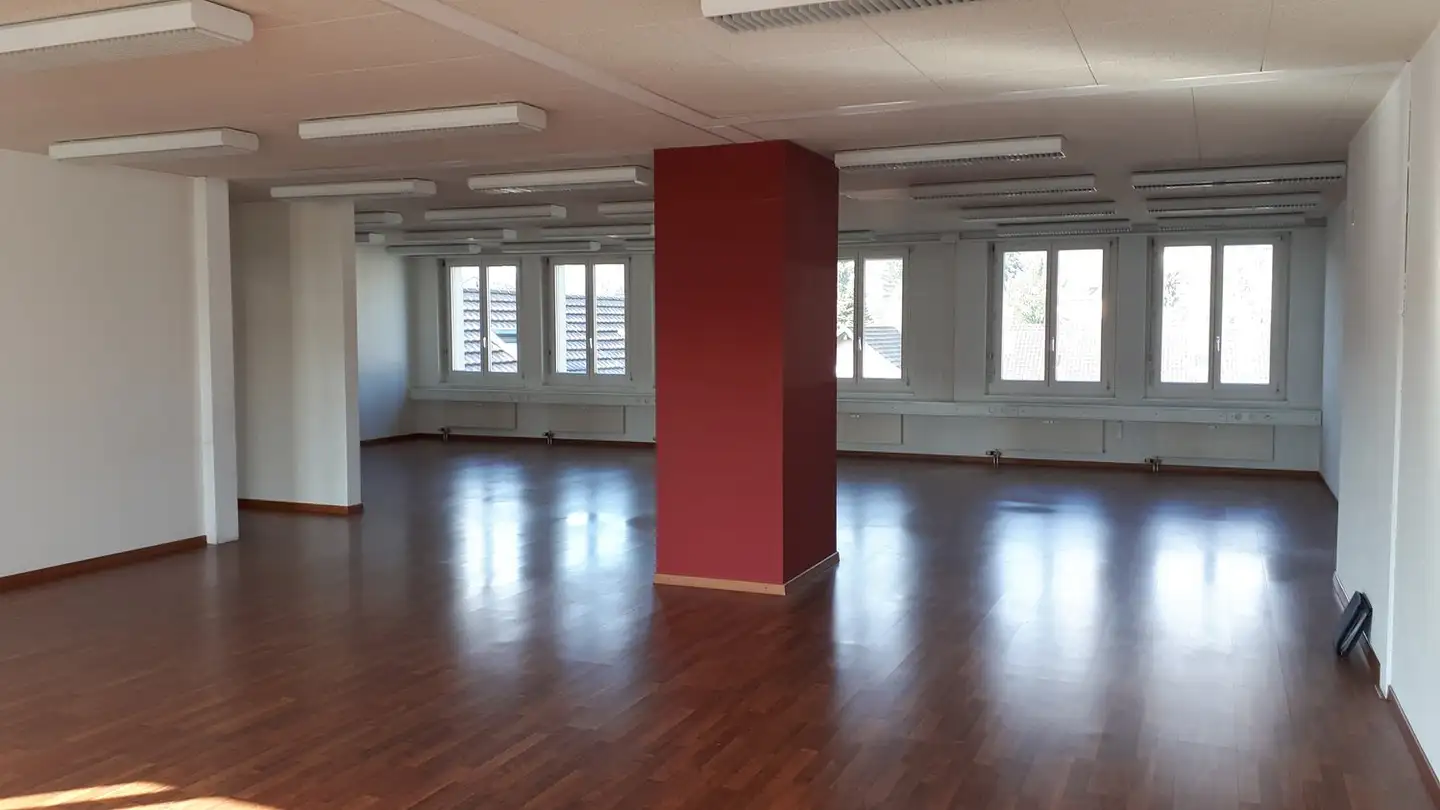 Spazio ufficio in affitto - Hauptstrasse 60, 5734 Reinach AG - Photo 2